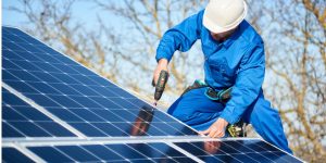 Installation Maintenance Panneaux Solaires Photovoltaïques à Thuy